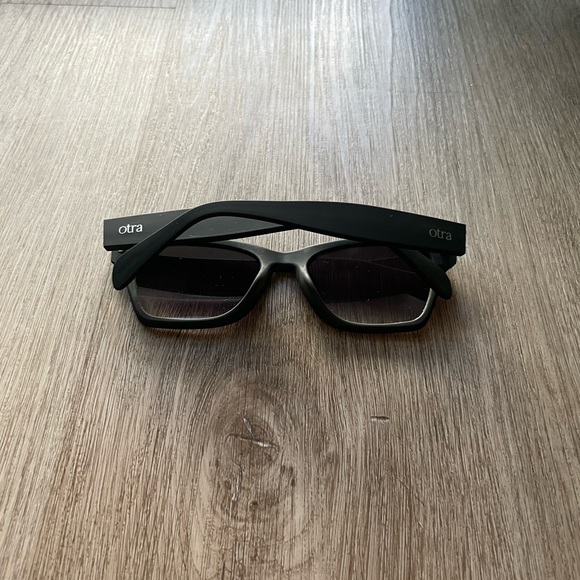 otra capri matte black square retro y2k statement sunglasses eyewear NEW - Picture 4 of 7